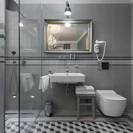 Monastery Garden 4*