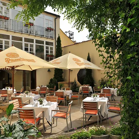 Otel Monastery Garden